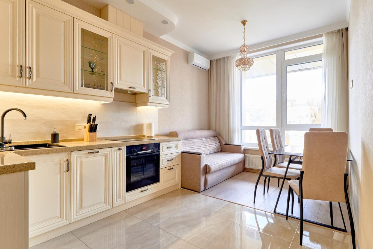 Kador Home Hotel Downtown Kiev Ngoại thất bức ảnh